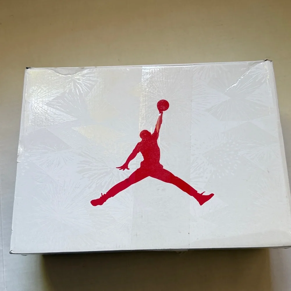 Air Jordan 6 Retro/AUTHENTIC 

Men size 10.5

Blue, White and Red - Picture 14 of 14